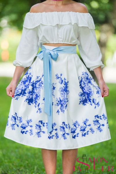 Midi sukňa modrý kvet z dielne KTD STYLE